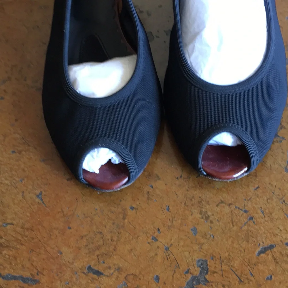 Donald Pliner couture “Racy” black sling back tortoise wedge sandals - Picture 2 of 11